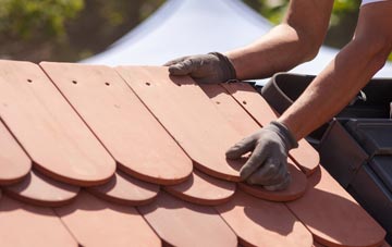 Saundersfoot roof tile contractors